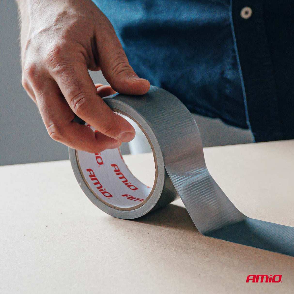 SHIRIT NGJITES NASTRO AMERICANO AM-04851 GREY DUCT TAPE 48mm x 0.19mm x 15m