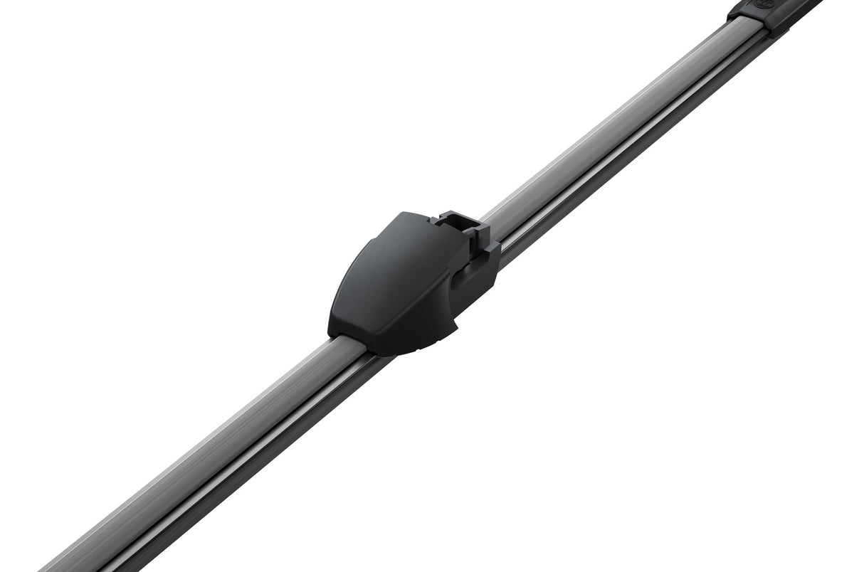 FSHIRESE XHAMI E PASME BOSCH AEROTWIN A-281-H (3 397 008 045) VW POLO (9N_, 9A_) 28cm 1 COPE